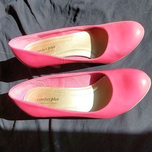 Pink Comfort Plus Karmen Pump Heel Size 8.5
